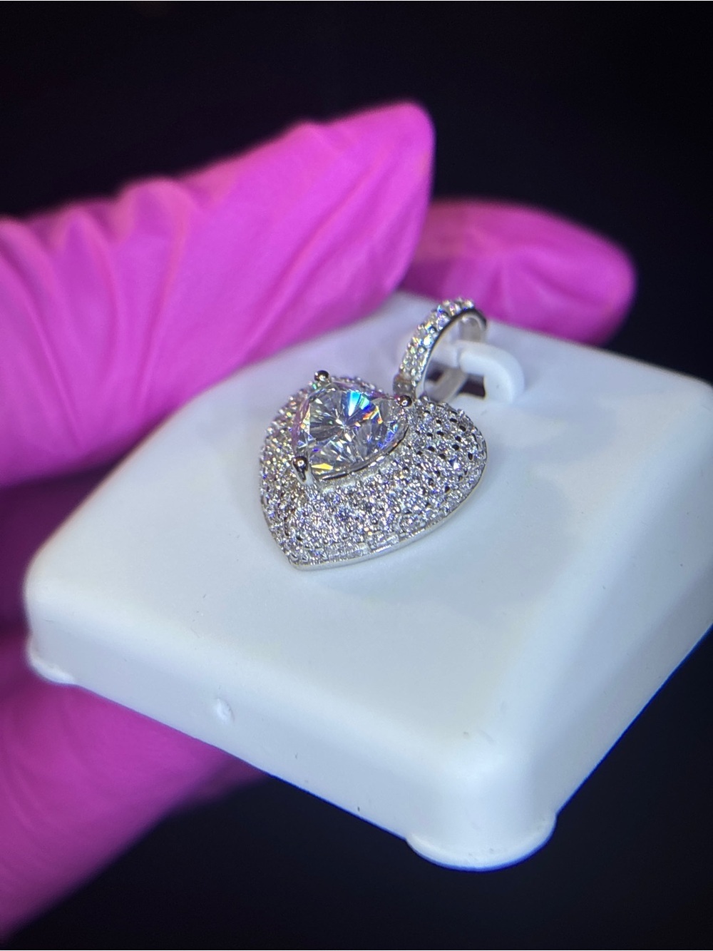 .925 Sterling Silver 2ct. VVS Moissanite Pave’ Heart Solitaire Pendant - Picture 11 of 14